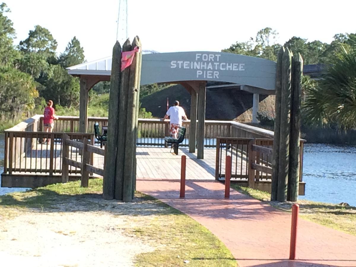 Steinhatchee River Inn And Marina Exterior photo