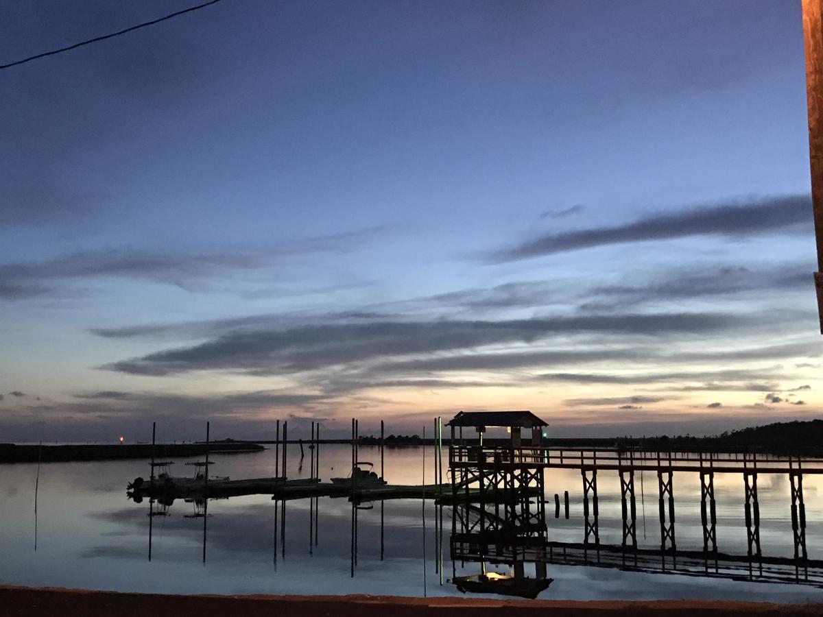 Steinhatchee River Inn And Marina Exterior photo