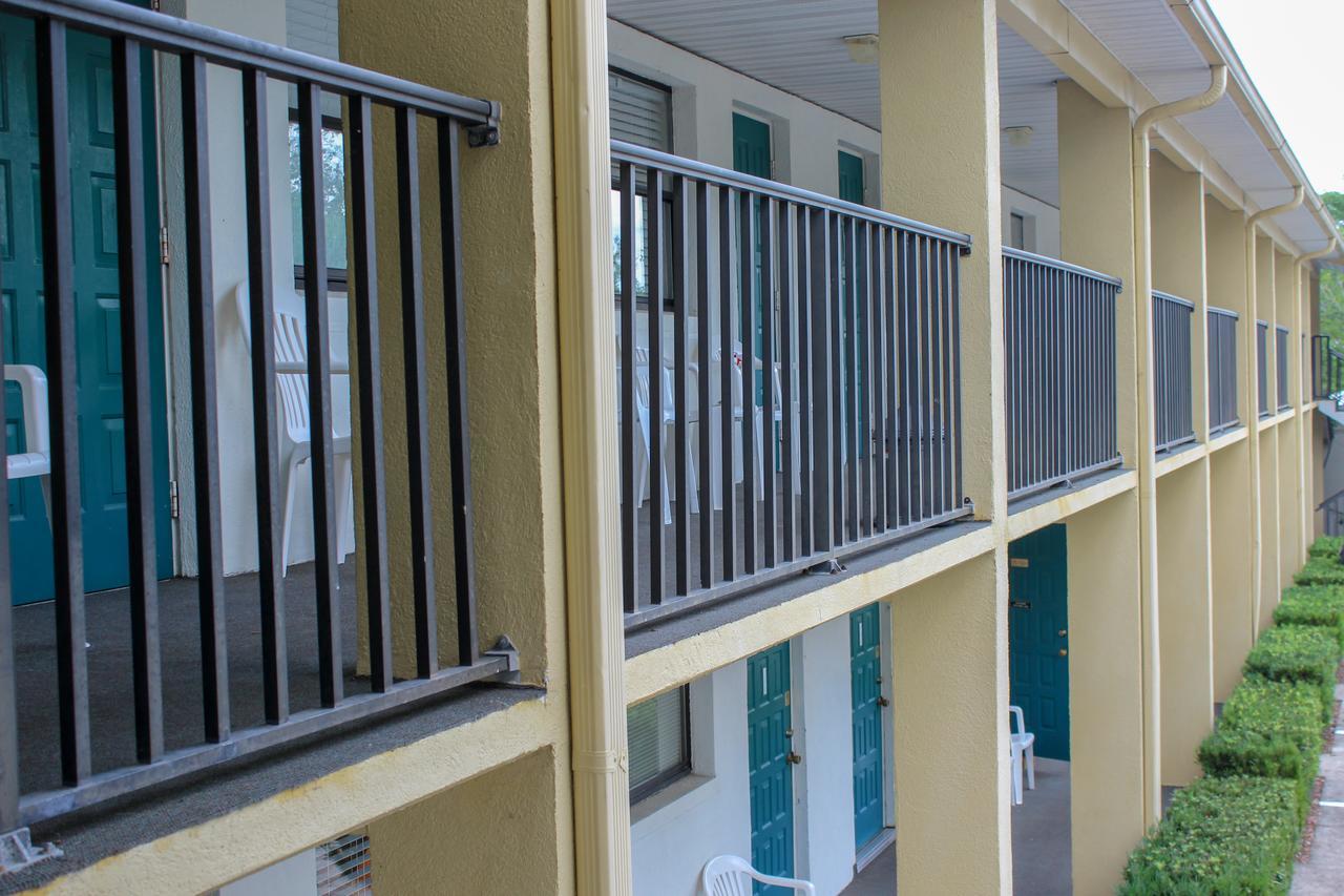 Steinhatchee River Inn And Marina Exterior photo